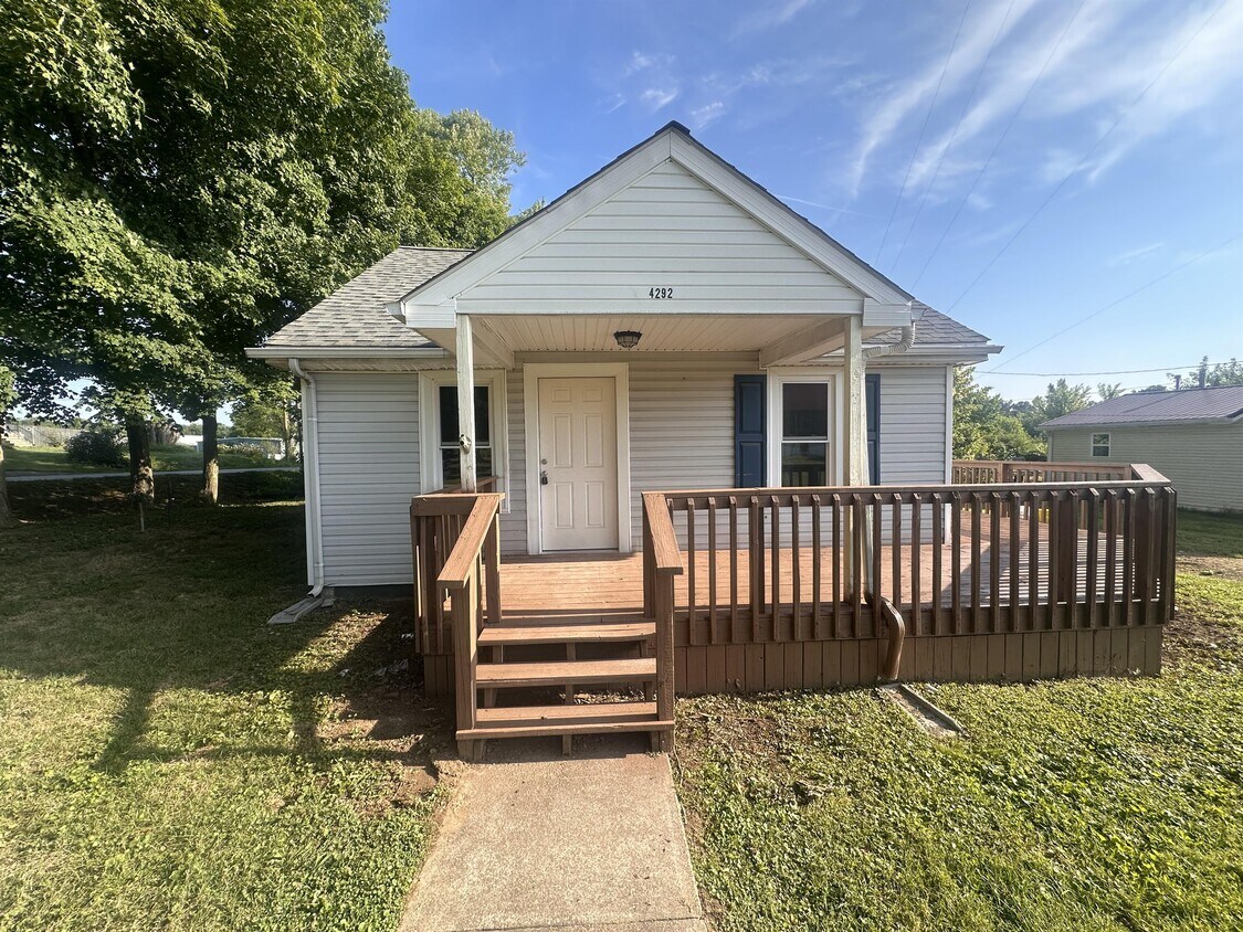 Primary Photo - 4292 S Wilson Rd