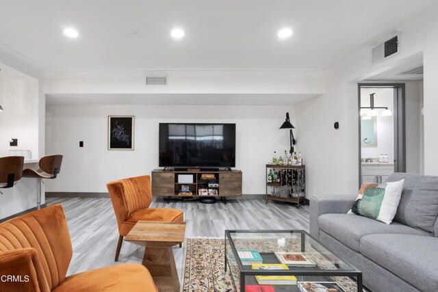 Foto del edificio - 528 N Jackson St