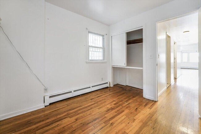 Building Photo - 156 Terrace Ave