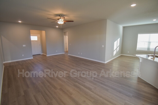 Building Photo - 1211 Denver Dr
