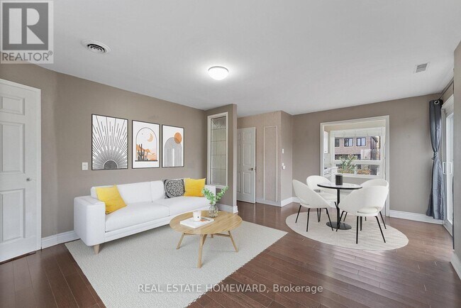 Photo du bâtiment - 983 Victoria Park Ave