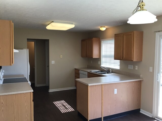 Building Photo - 271 Dakota Run
