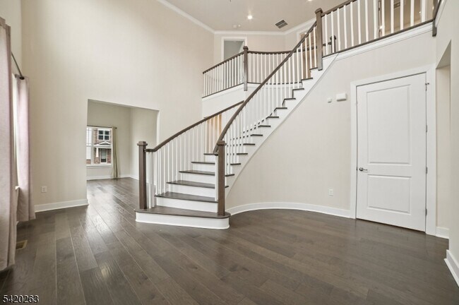 Building Photo - 25 Stone Ct