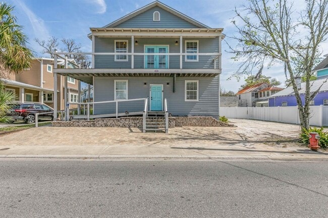 Building Photo - 171 Riberia St