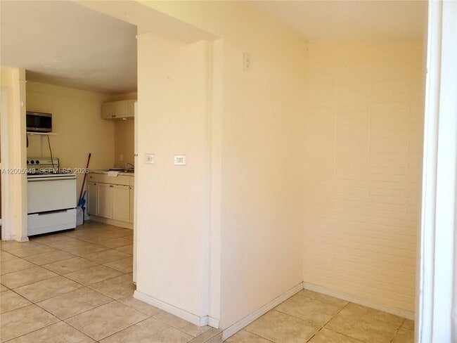 Foto del edificio - 2114 McKinley St