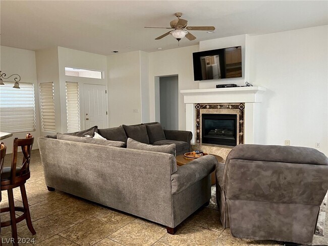 Foto del edificio - 10801 Heritage Hills Dr