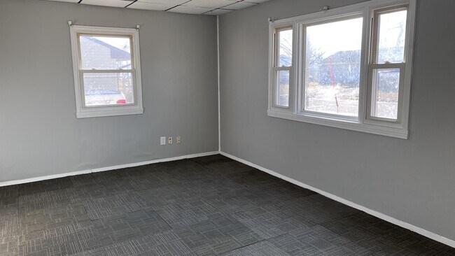 Foto del edificio - 2424 Reynolds Ave SW