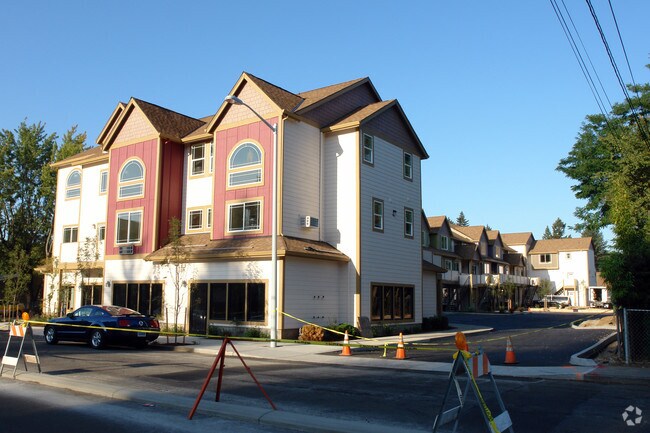 Foto del edificio - Elaine Station Apartments