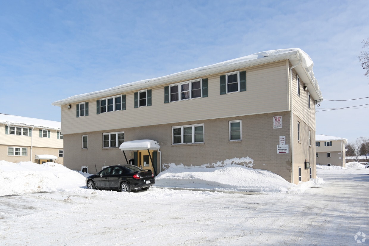 Parliament Arms Apartments Apartments in Rochester, NY