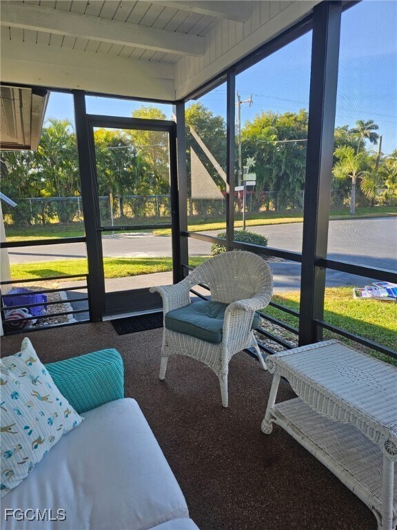 Foto del edificio - 1500 Popham Dr