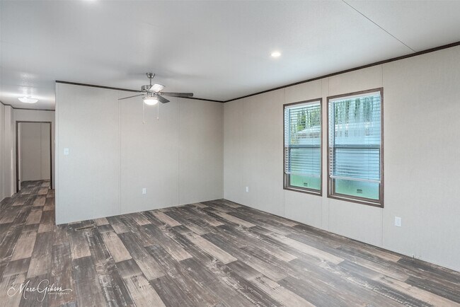 Foto del edificio - 1956 Rossie Lee Dr