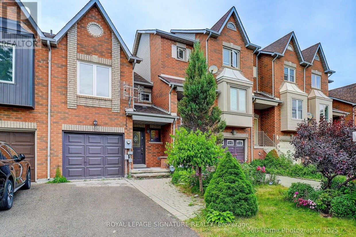 Primary Photo - 135 Kelso Crescent