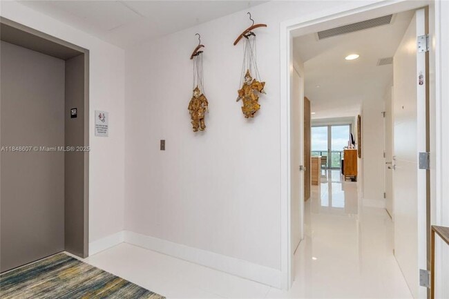 Foto del edificio - 2 bedroom in North Miami Beach FL 33160