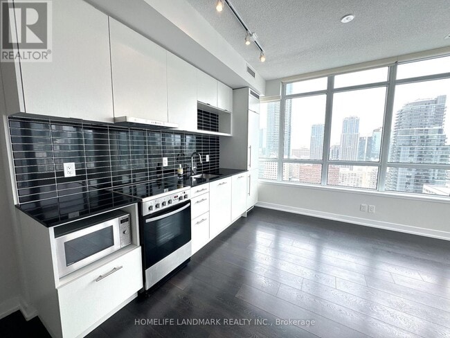 Photo du bâtiment - 365 Church St