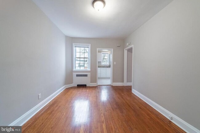 Building Photo - 4638 Walther Ave