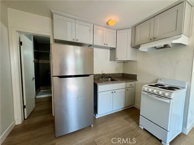 Foto del edificio - 8863 San Bernardino Rd