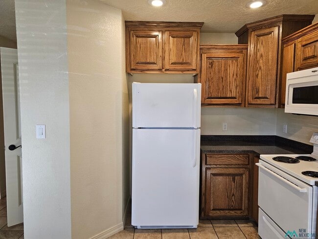 Foto del edificio - 141 Townsgate Plaza