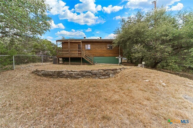 Foto del edificio - 1466 Bonnyview Dr