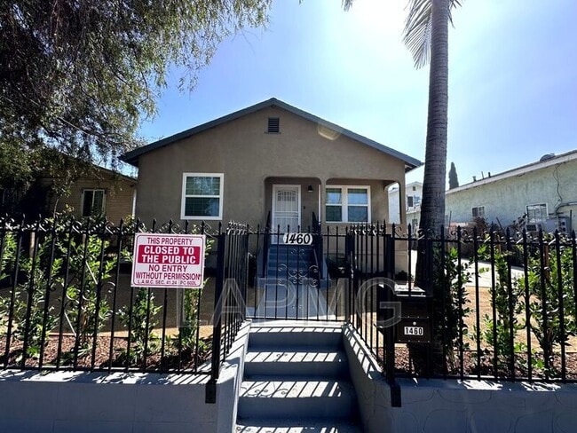 Photo - 1460 Ricardo St House