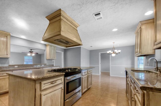 Foto del edificio - 1915 Whitefeather Trail