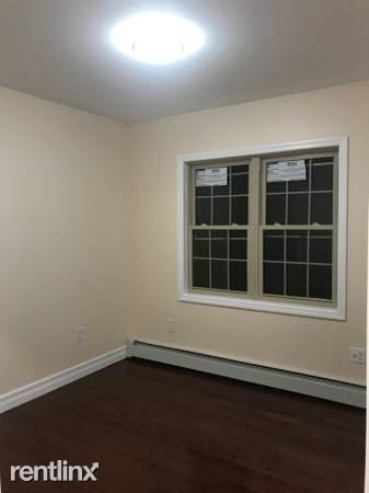 Foto del edificio - 173-15 104th Ave