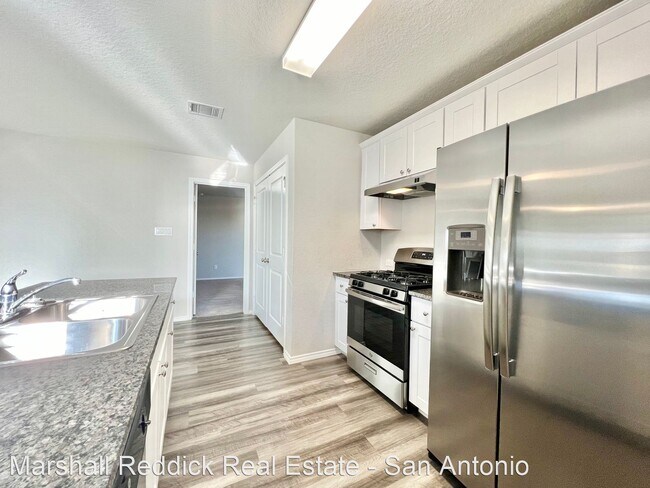 Foto del edificio - 3 br, 2 bath House - 8818 Lamus Wheel