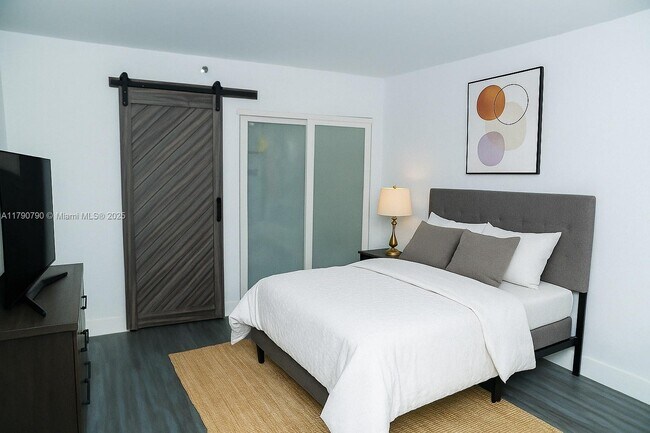 Foto del edificio - 20355 NE 34th Ct