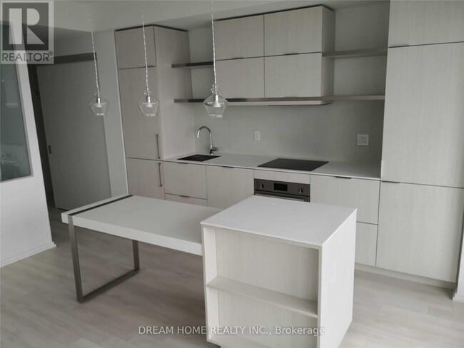 Photo du bâtiment - 197 Yonge St