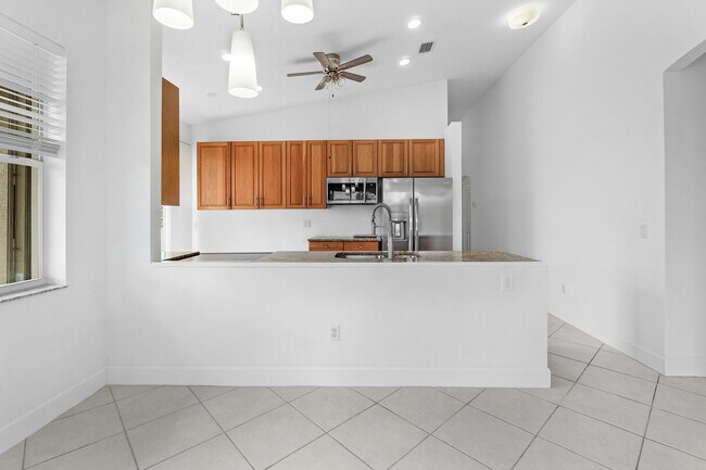 Building Photo - 8593 Mangrove Cay