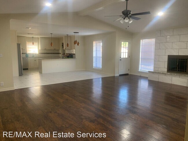 Foto del edificio - 4 br, 2 bath House - 303 Pauline Drive