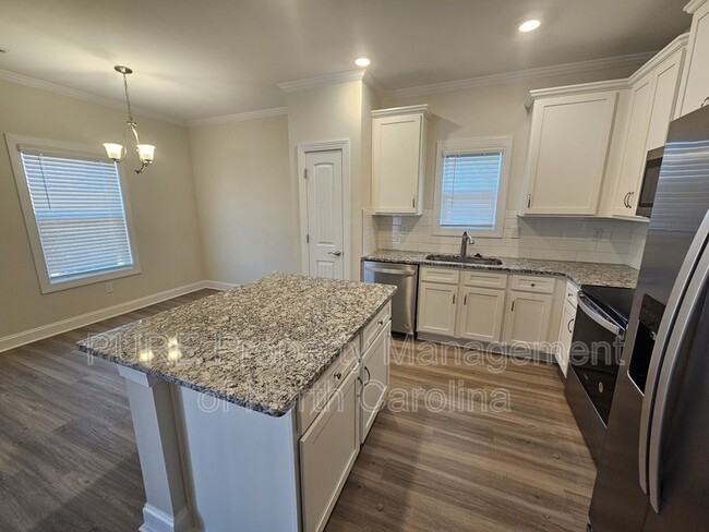 Building Photo - 183 Tanner Lp
