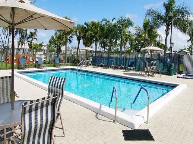 Foto del edificio - 4161 71st Ct N