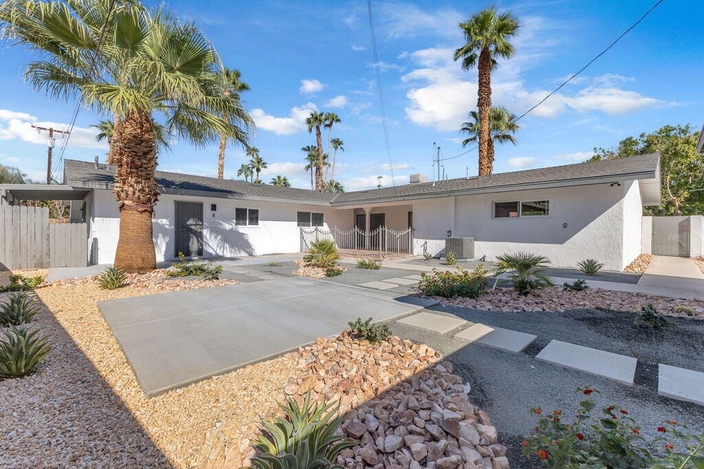 Foto principal - 44635 San Carlos Ave