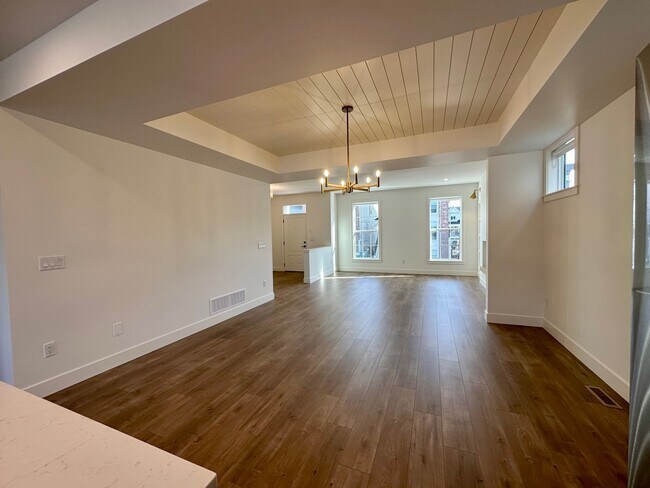 Photo du bâtiment - 7885 Cedarbrook Rd