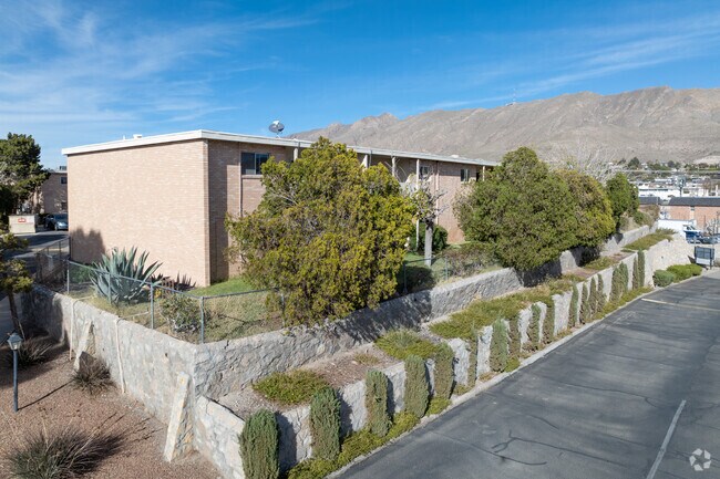 4141 West City Ct - Fountain Plaza
