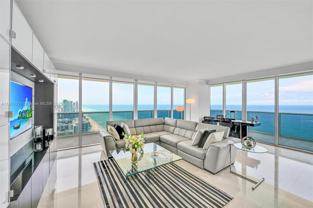 Foto principal - 1830 S Ocean Dr