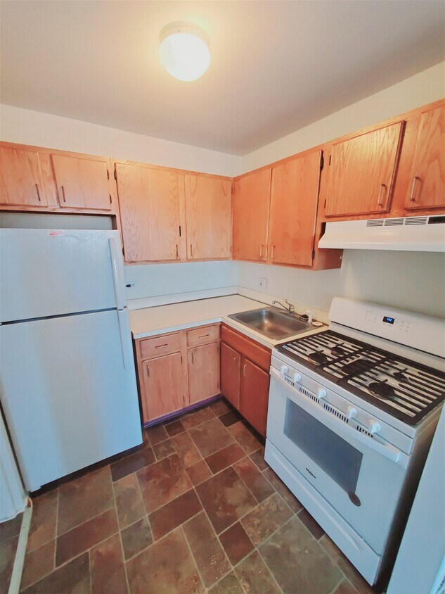 Primary Photo - 99 Prospect Street Apt #6, Stamford, CT 06...