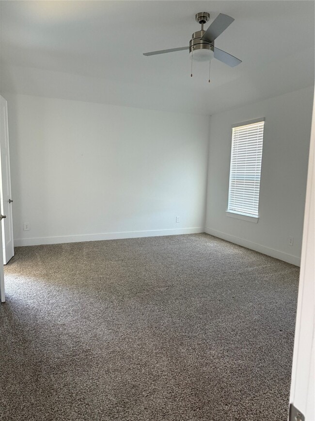 Foto del edificio - 15228 Tattle Crk Ln