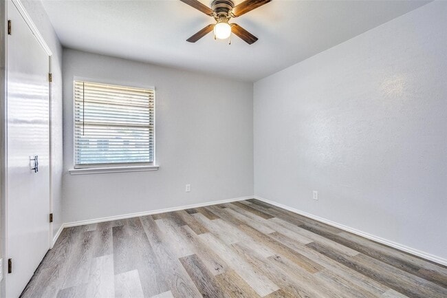 Foto del edificio - 3108 Kensington Dr