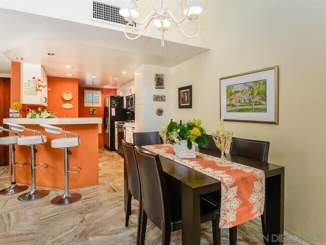 Building Photo - 8132 Camino del Sol