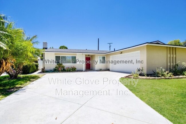 Photo - 1006 E Brookdale Pl. House