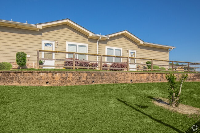 Building Photo - Coastal Breeze