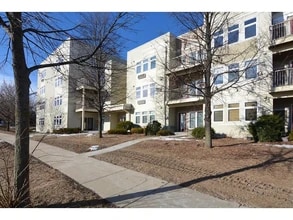 Building Photo - 8206 Starr Grass Dr