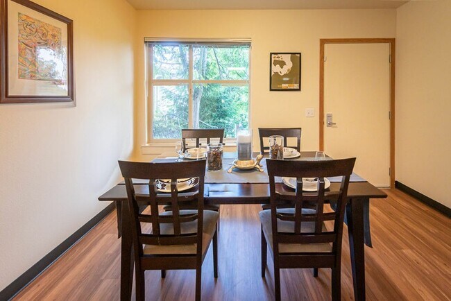 Comedor - Radford Court