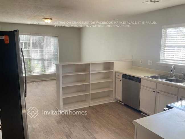 Foto del edificio - 4650 Adams Ln NW