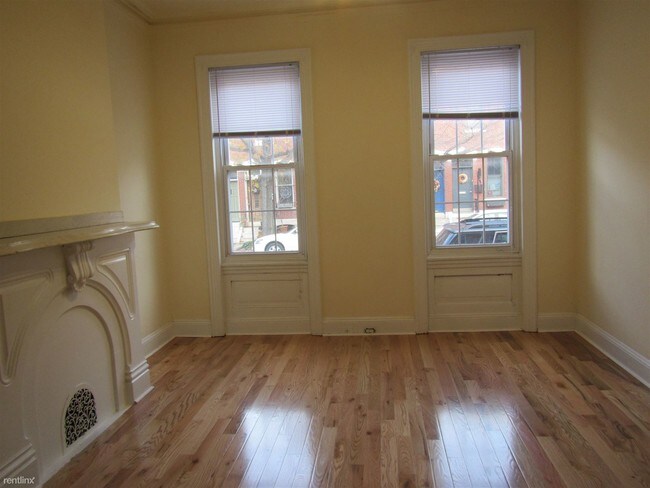 Building Photo - 4 br, 1 bath  - 2226 Christian St