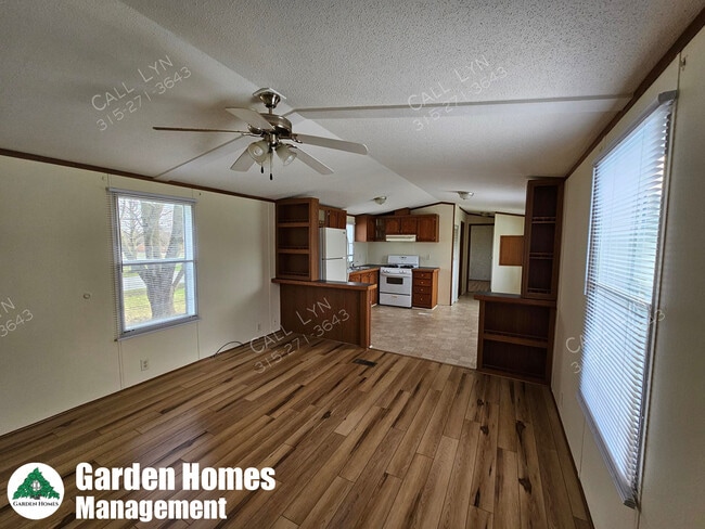 Building Photo - 60 Noble Ln