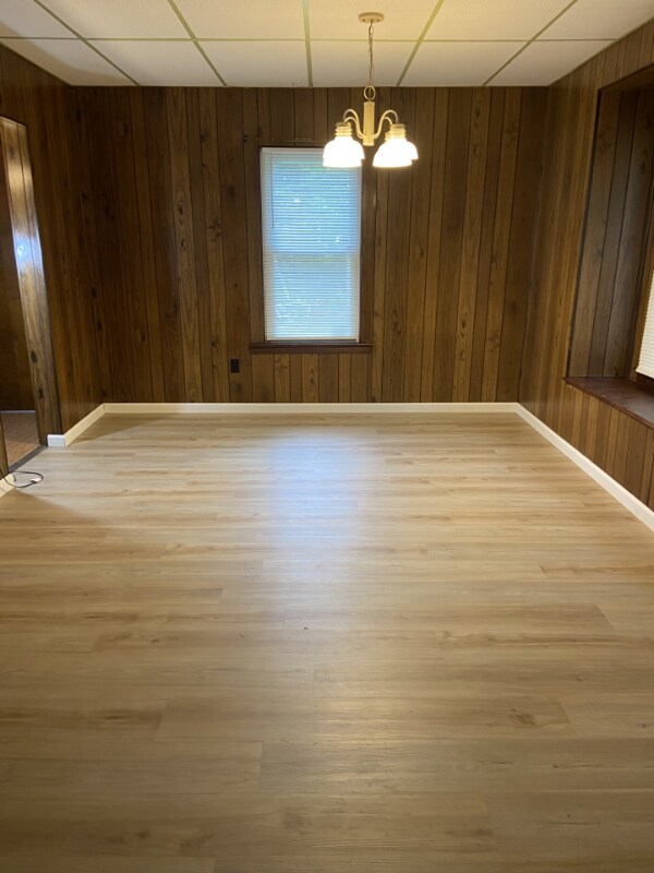 Foto del edificio - 3929 Clybourne Ave
