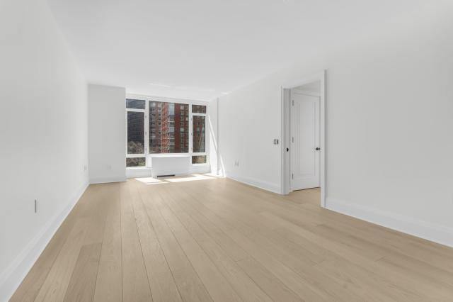 Primary Photo - 2 bedroom in NEW YORK NY 10282