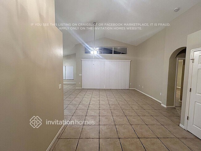 Foto del edificio - 5422 Twin Creeks Dr